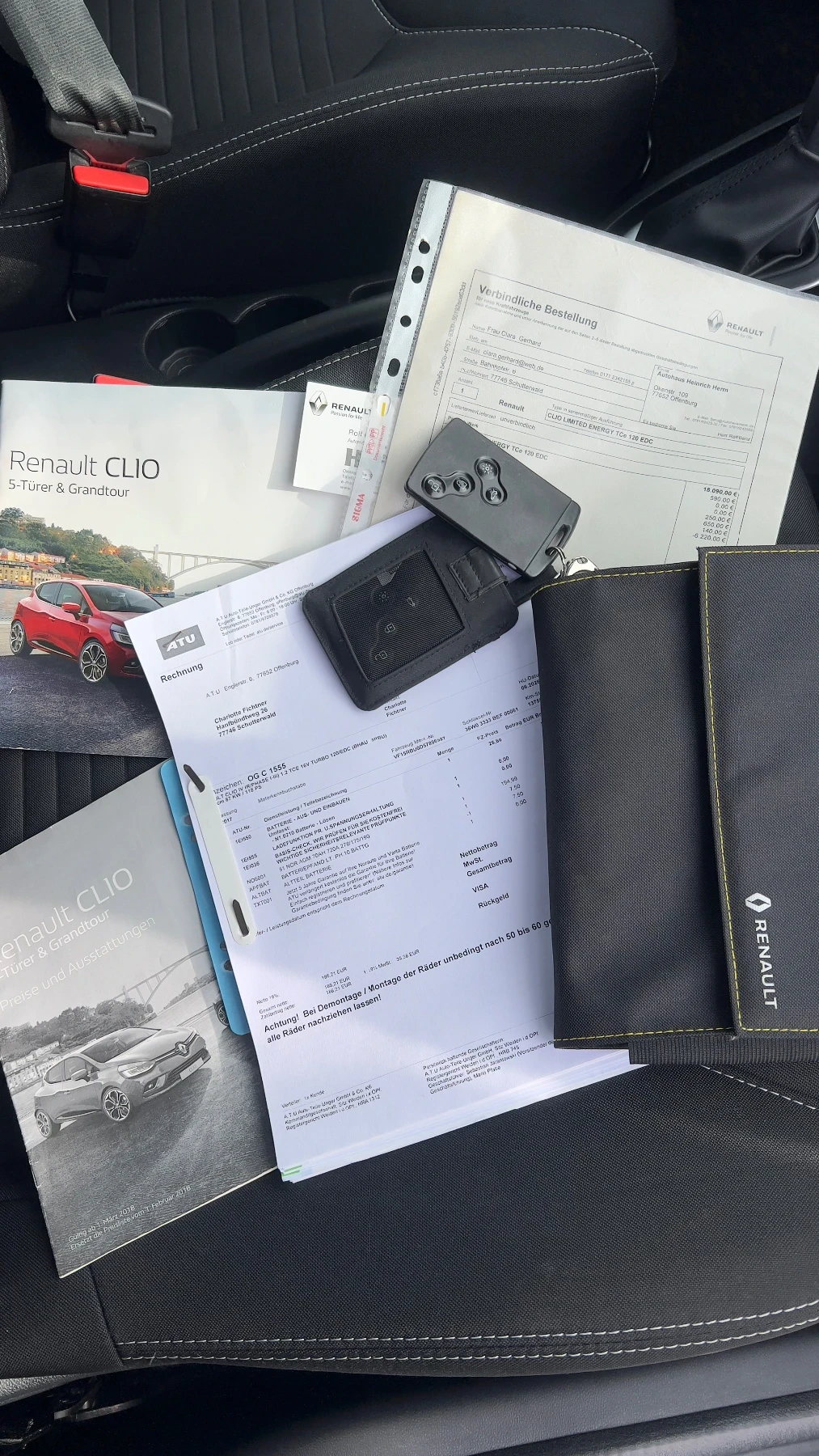 Renault Clio 1.2 /4 Цилиндъра Топ Състояние, снимка 12 - Автомобили и джипове - 53927359