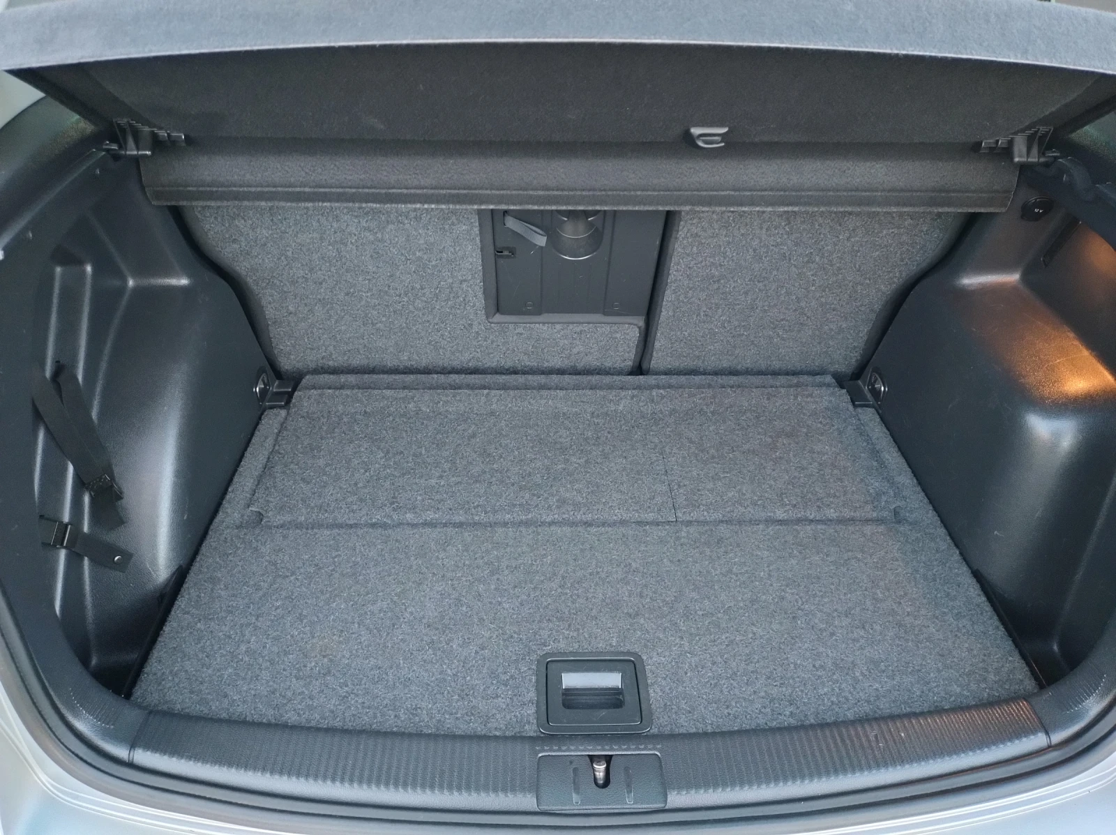 VW Golf Plus 2.0 TDI STYLE GOLF 6 PLUS common rail, снимка 13 - Автомобили и джипове - 54140526