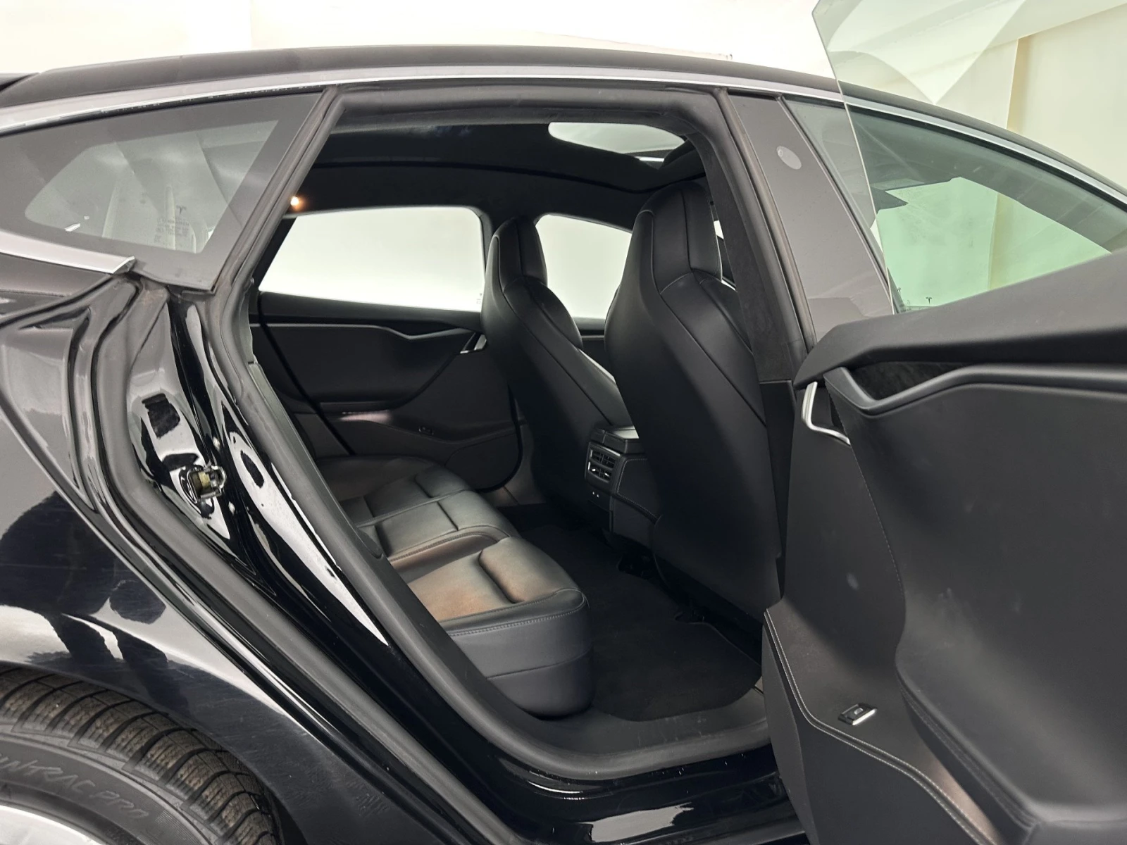 Tesla Model S 75D AWD, снимка 17 - Автомобили и джипове - 54157771