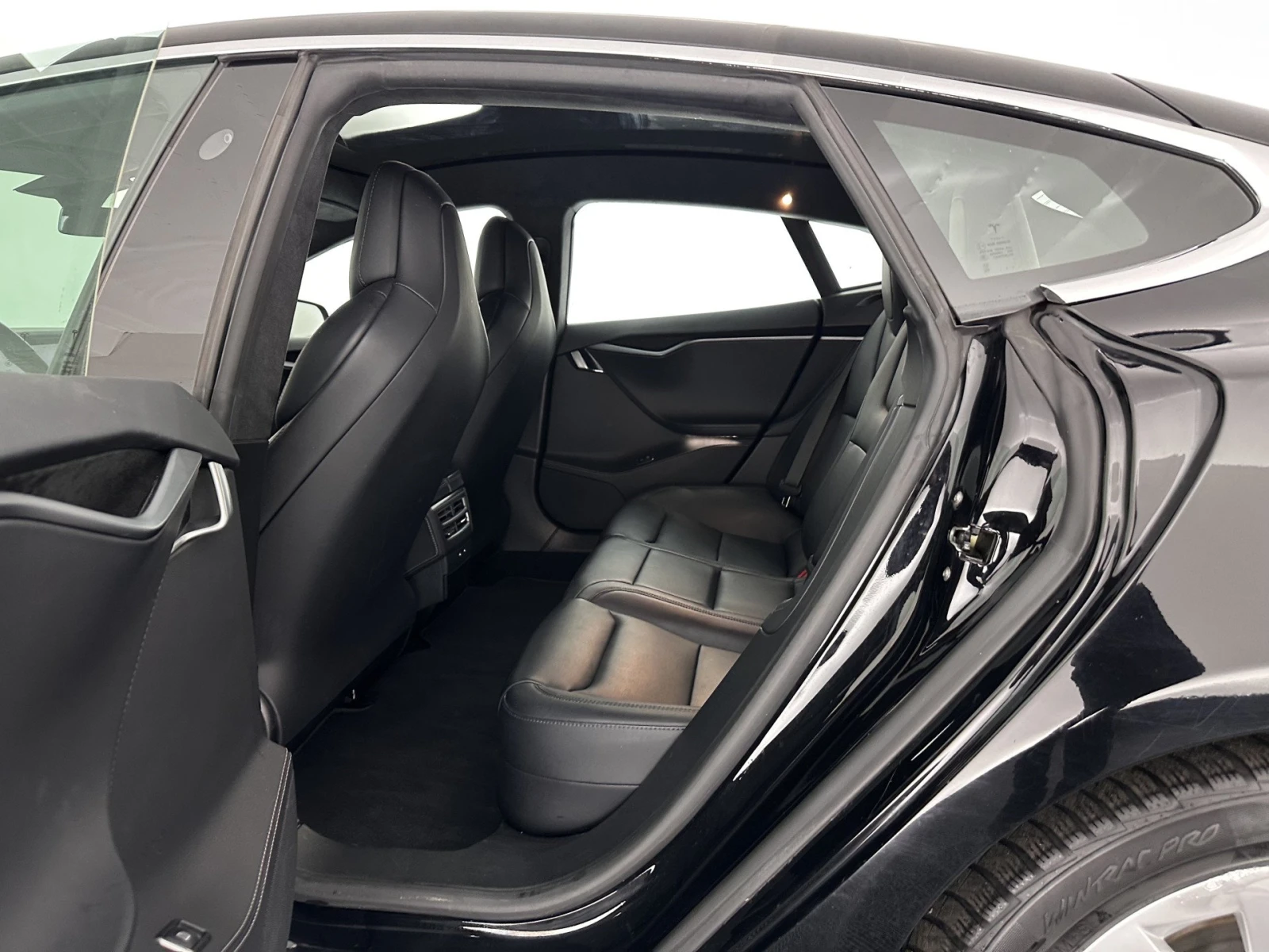 Tesla Model S 75D AWD, снимка 9 - Автомобили и джипове - 54157771