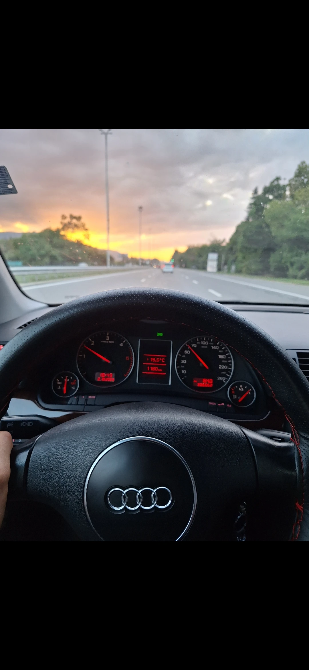 Audi A4 Audi A4 B6 1.9 TDI, снимка 9 - Автомобили и джипове - 54161694