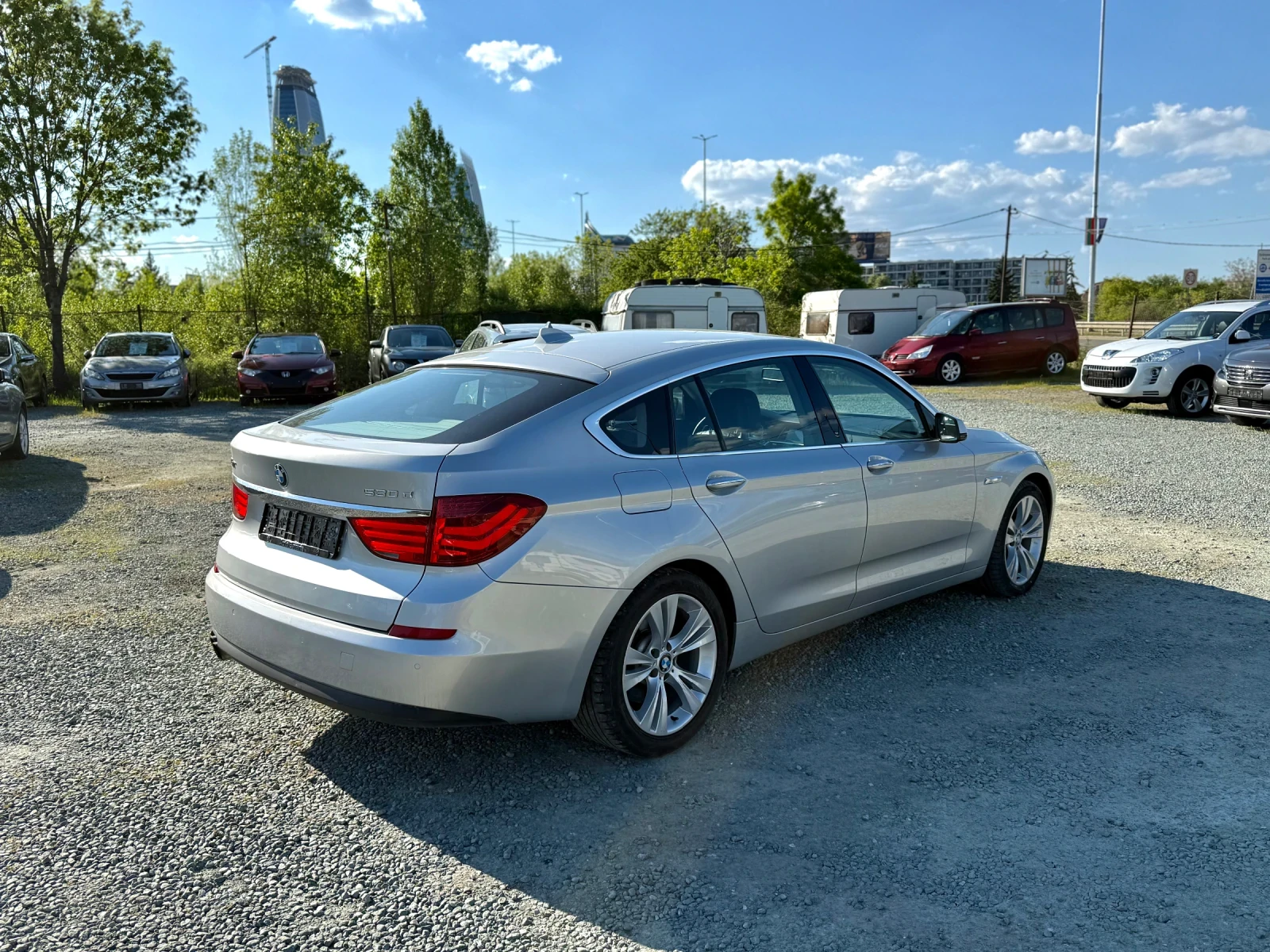 BMW 5 Gran Turismo 3.0d* ЕДИН СОБСТВЕНИК* ДВА КЛЮЧА* 100% РЕАЛНИ КМ* , снимка 3 - Автомобили и джипове - 54436006