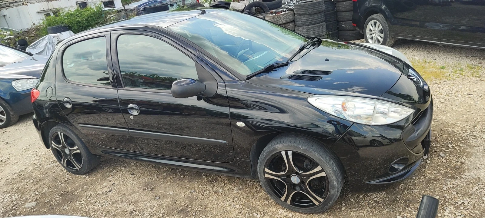 Peugeot 207 1.4I, снимка 3 - Автомобили и джипове - 54629151