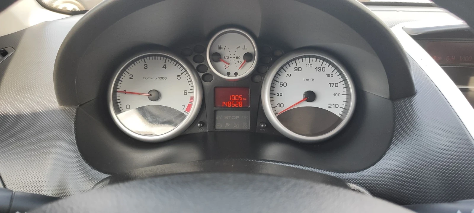 Peugeot 207 1.4I, снимка 6 - Автомобили и джипове - 54629151