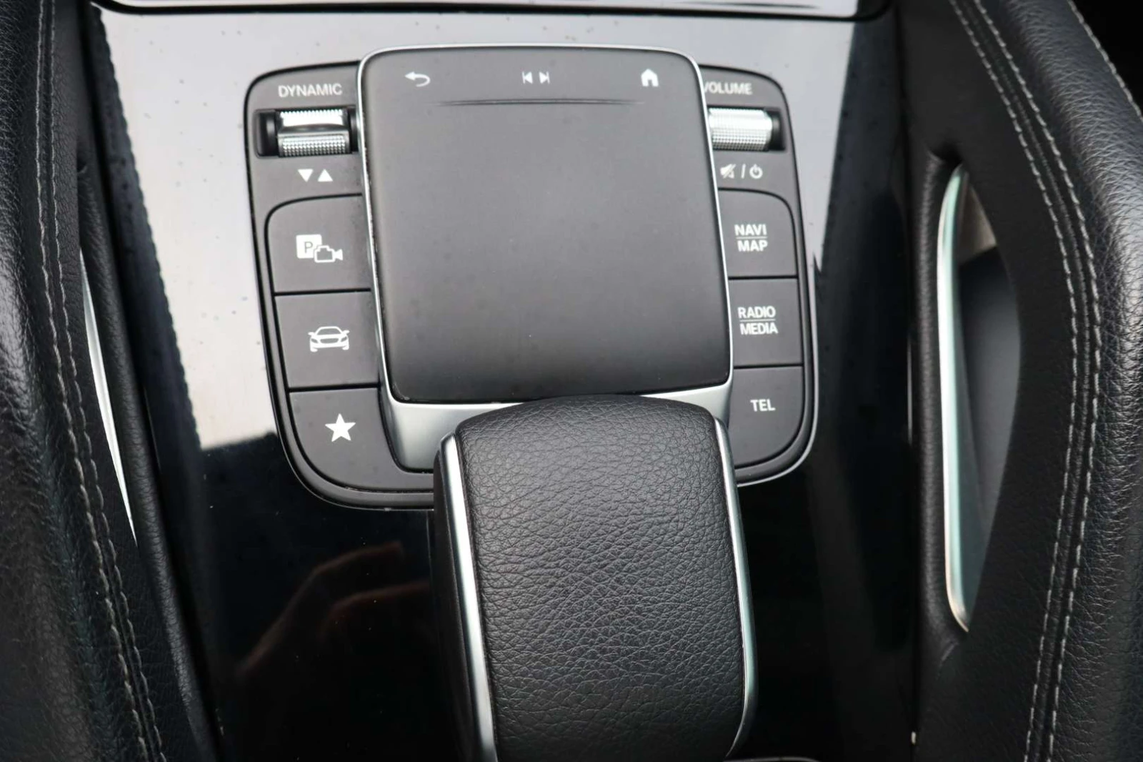 Mercedes-Benz GLE 450 GLE 450 4MATIC AMG ПАКЕТ, ЦЕНА до БГ, снимка 14 - Автомобили и джипове - 55300592