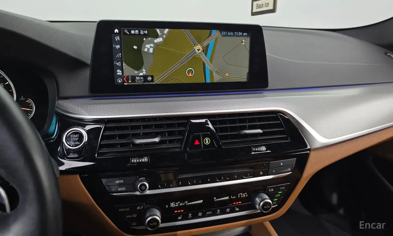 BMW 530 М-sport, снимка 9 - Автомобили и джипове - 55394009