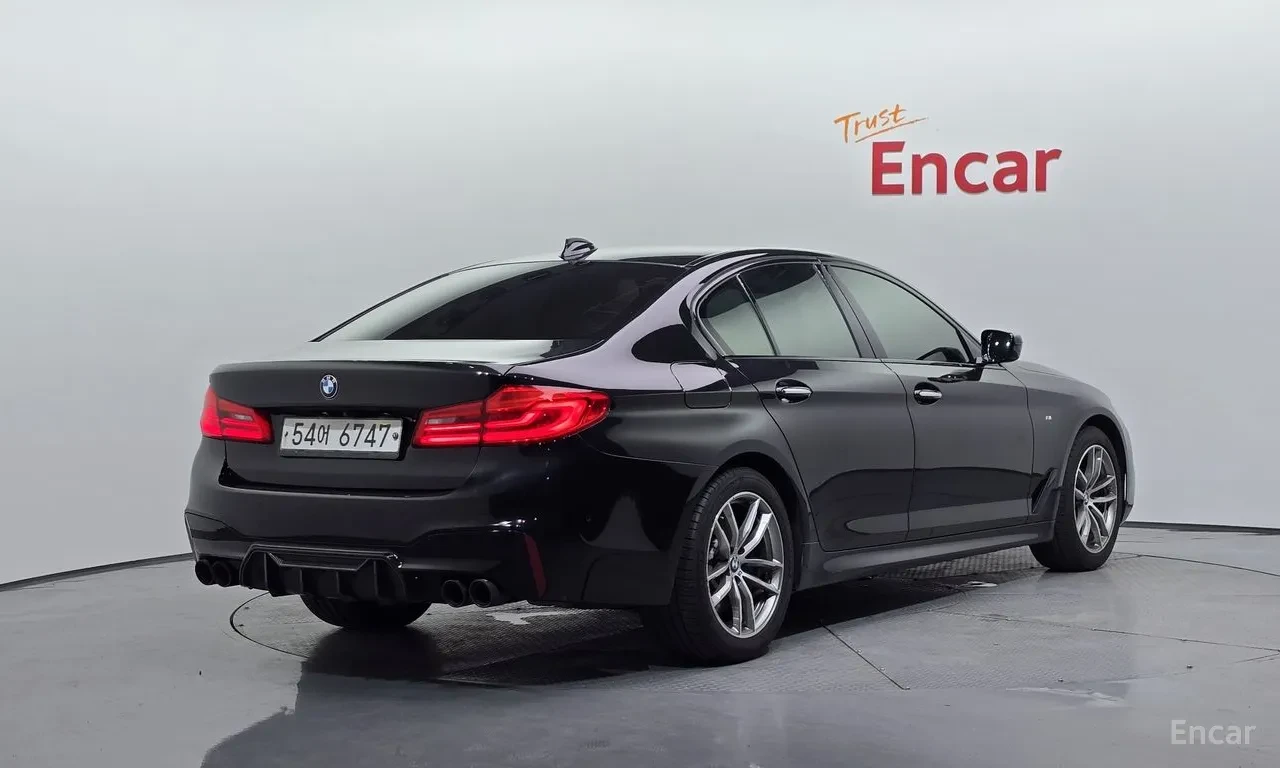BMW 530 М-sport, снимка 2 - Автомобили и джипове - 55394009