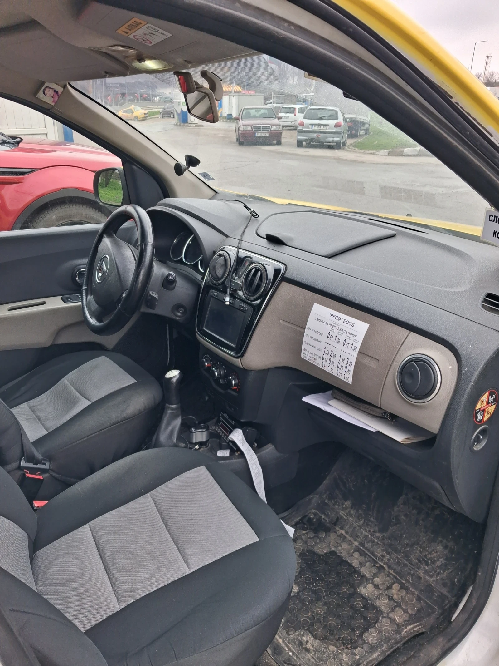 Dacia Lodgy, снимка 2 - Автомобили и джипове - 55469422