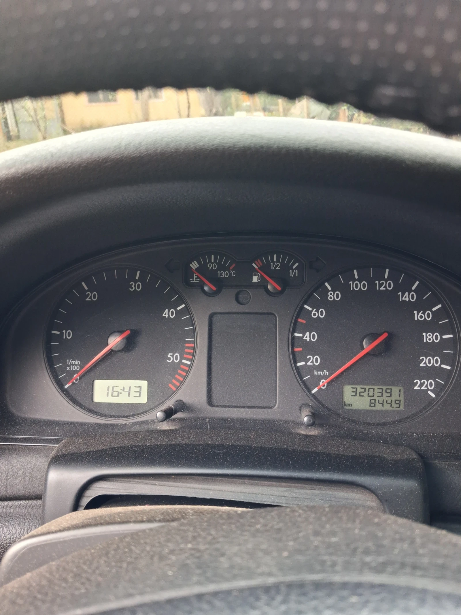 VW Passat, снимка 4 - Автомобили и джипове - 56252328