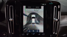 Volvo XC40 B4 Inscription* КОЖА* НАВИ* ПАНО, снимка 14