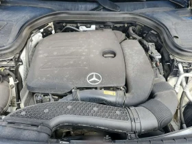 Mercedes-Benz GLC 300 * ПАНО * ПОДГРЕВИ * 2 КЛЮЧА * CARFAX *  | Auto.bg — изображение 17