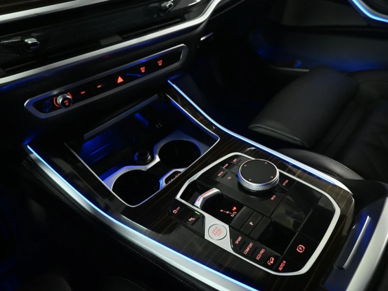 BMW X5 xDrive40i, 360CAM, С РЕГИСТРАЦИЯ&АВТО КРЕДИТ, снимка 11 - Автомобили и джипове - 53289751