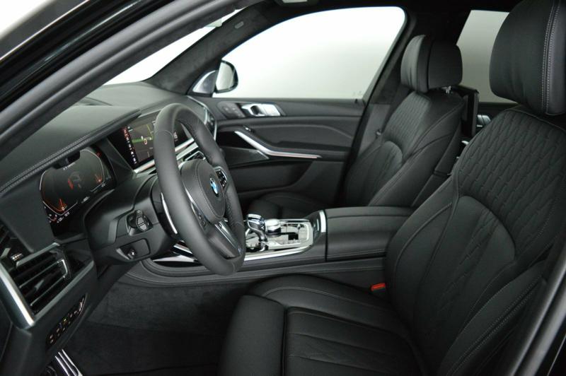 BMW X7 M50i, снимка 9 - Автомобили и джипове - 30874690
