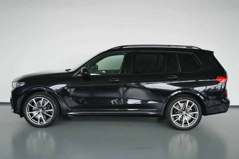 BMW X7 M50i, снимка 3 - Автомобили и джипове - 30874690