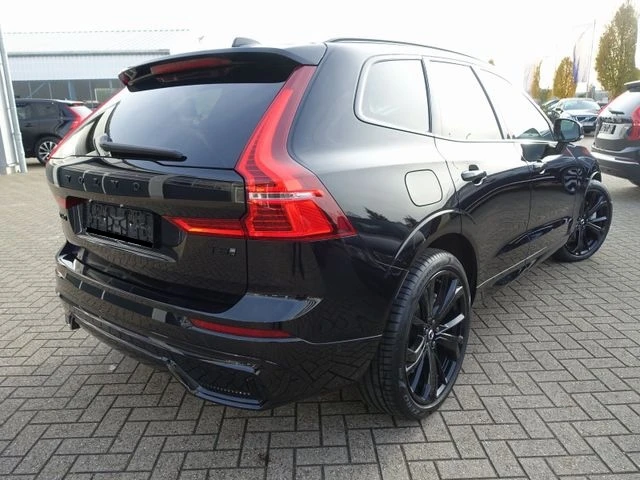 Volvo XC60 T8 AWD Black Edition Ultra FourC, снимка 4 - Автомобили и джипове - 52814402