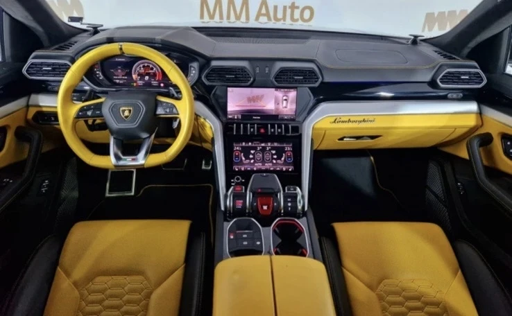 Lamborghini Urus, снимка 10 - Автомобили и джипове - 55642948