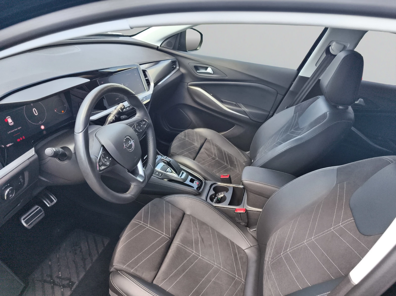 Opel Grandland X 1.2 130hp BVA8 E6/2306R02 - изображение 9