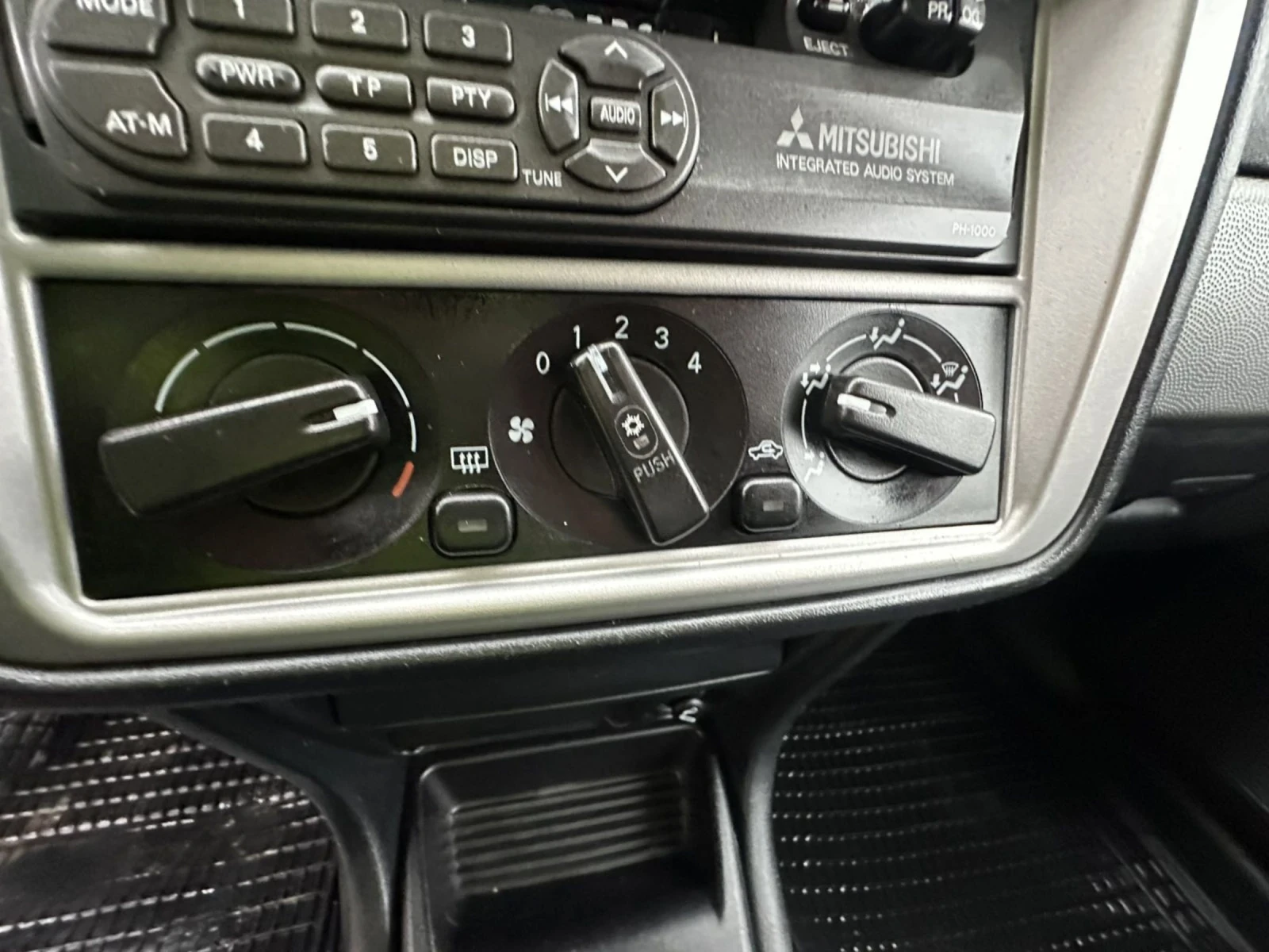 Mitsubishi Pajero pinin 1.8i* Климатик  - изображение 9