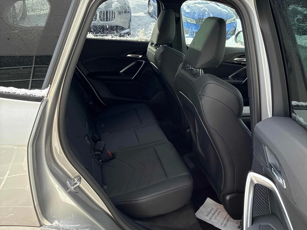 BMW X1 2025 xDrive28i * CARFAX * БЕЗ ПЪРВОНАЧАЛНА ВНОСКА - изображение 10