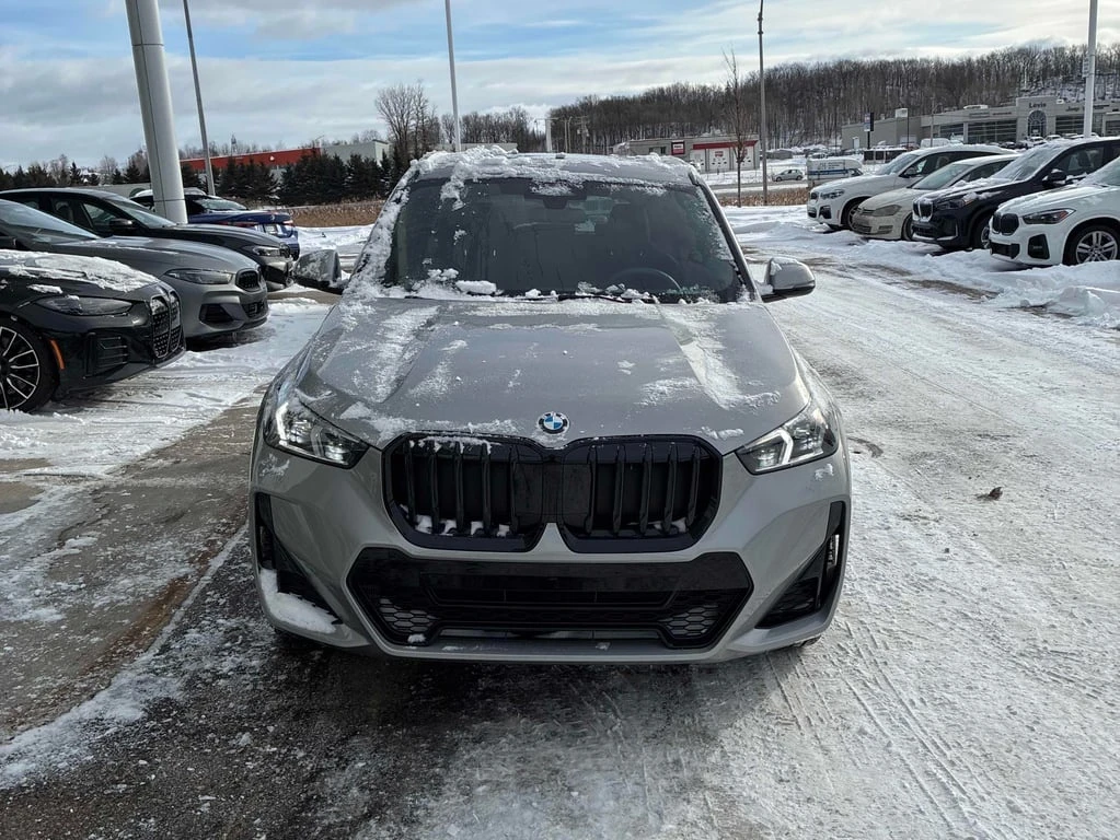 BMW X1 2025 xDrive28i * CARFAX * БЕЗ ПЪРВОНАЧАЛНА ВНОСКА - изображение 2