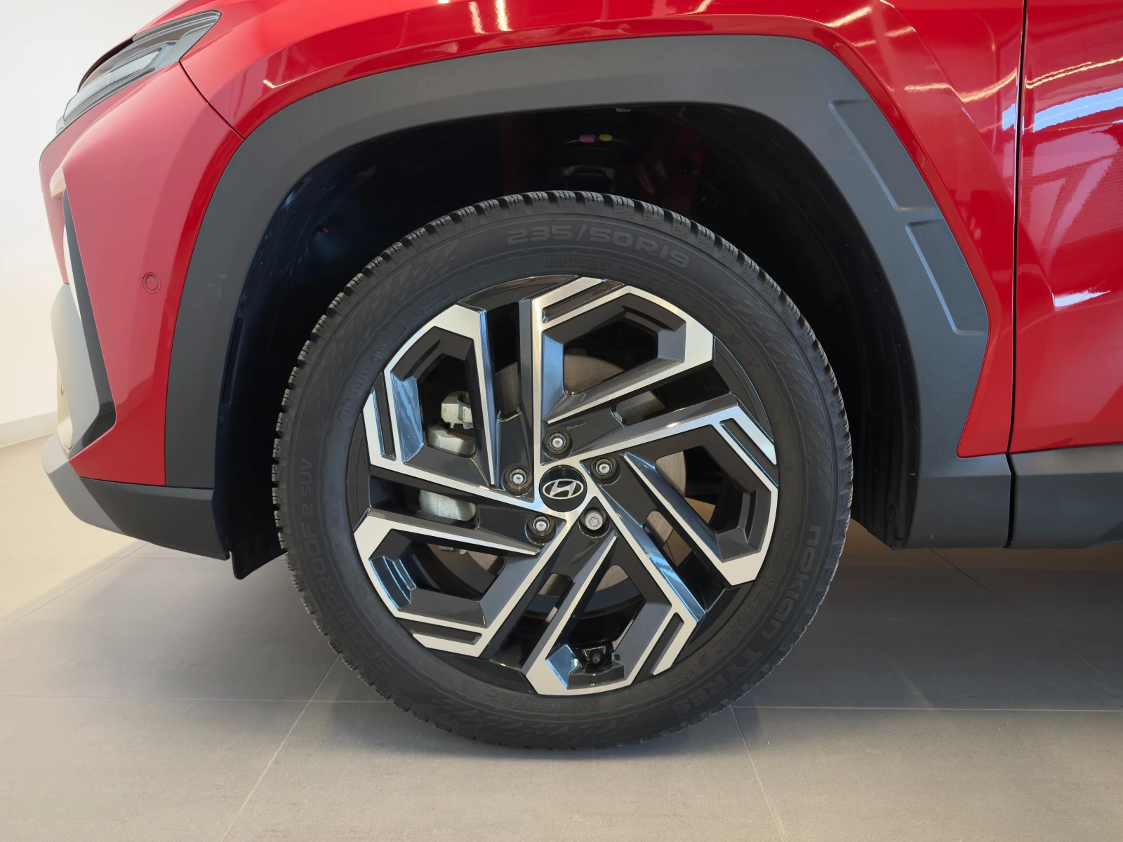 Hyundai Tucson LUXURY Hybrid AWD - изображение 9