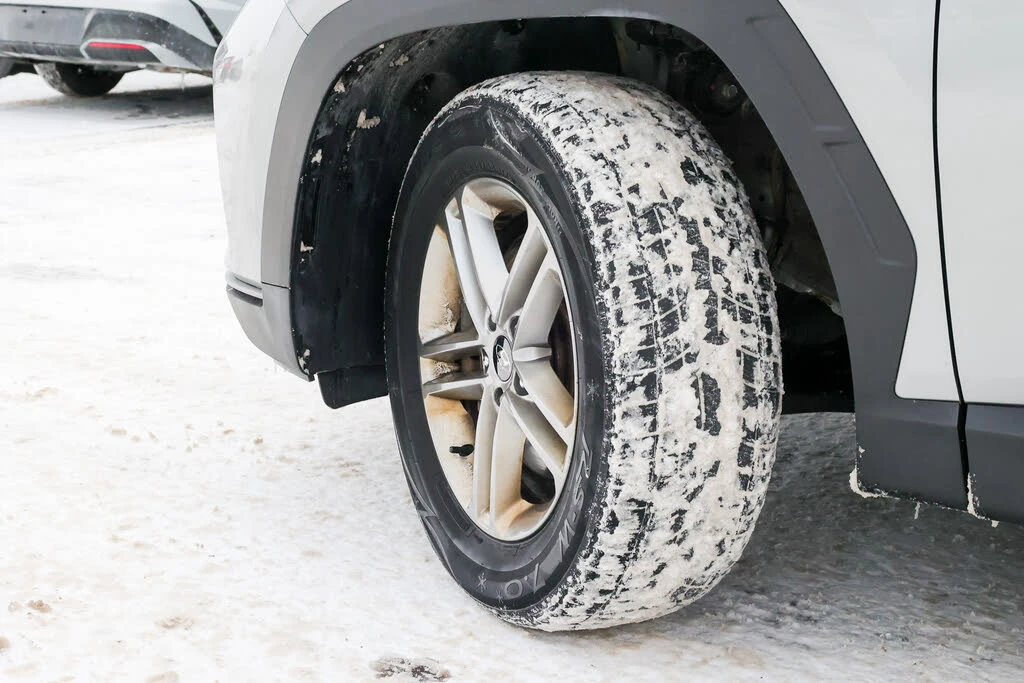 Hyundai Tucson Essential* ������* �������* ������� �� ����� | Mobile.bg � ����������� 14