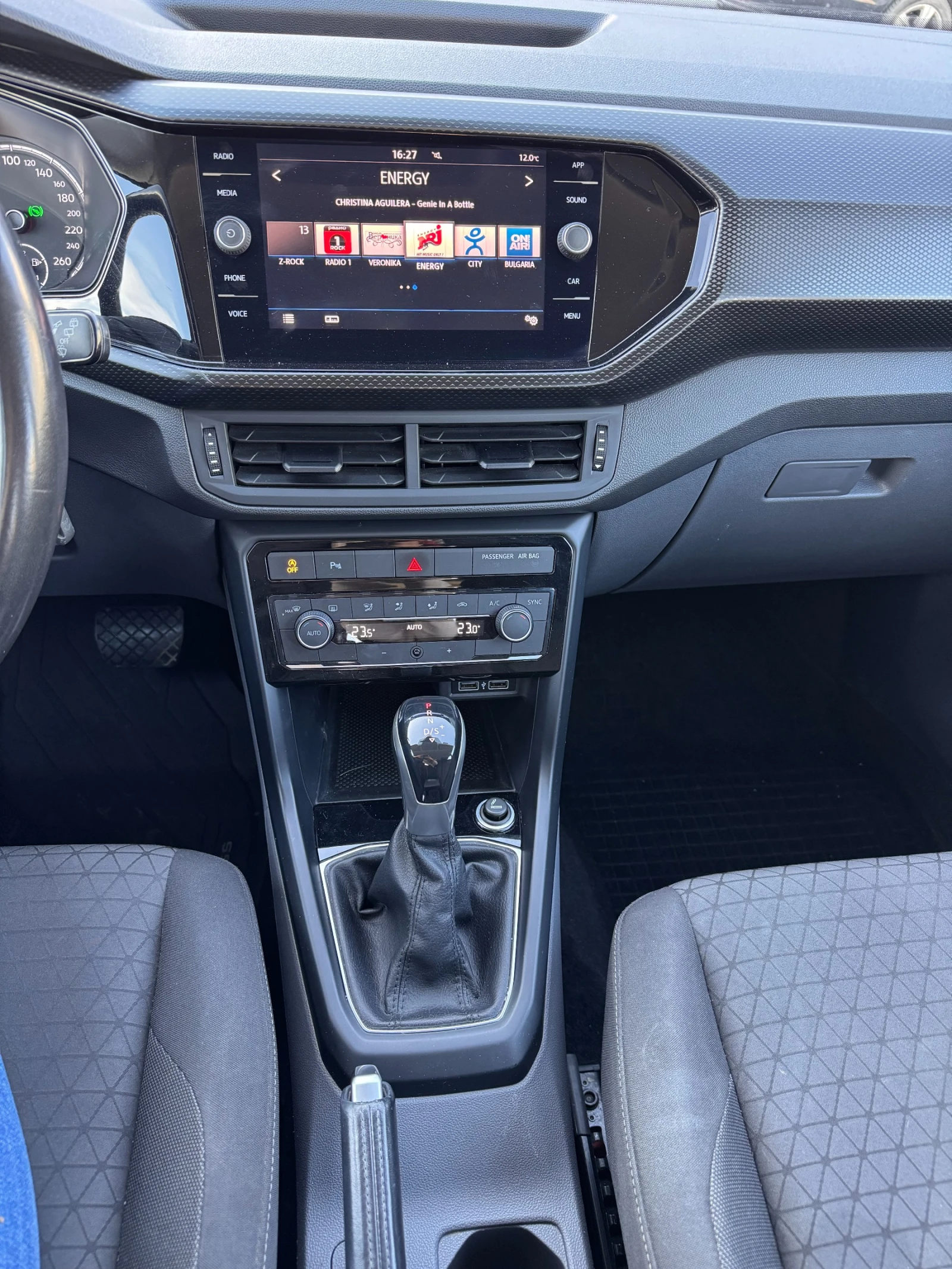 VW T-Cross 1.5 DSG 150hp �������� | Mobile.bg � ����������� 9