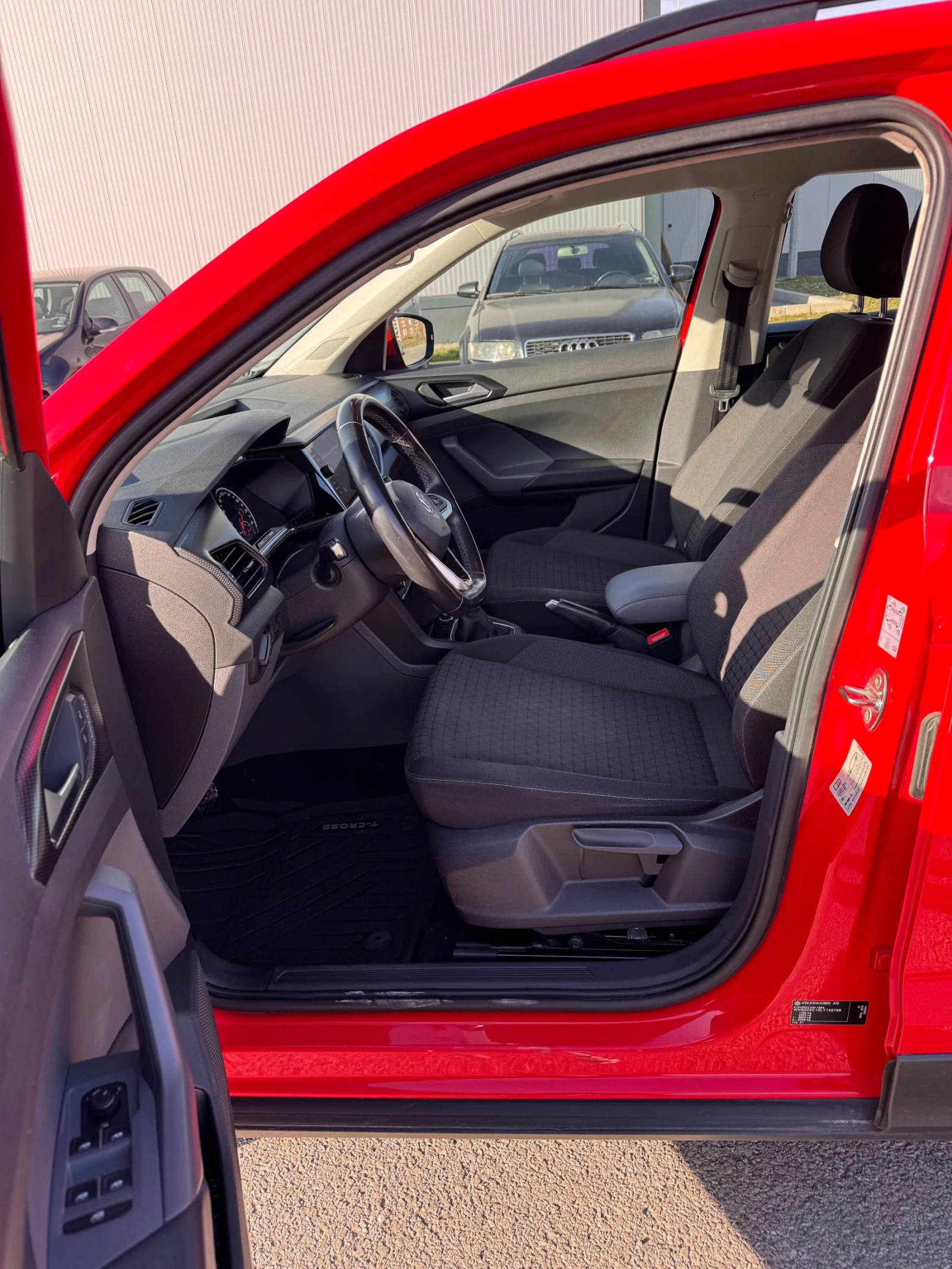 VW T-Cross 1.5 DSG 150hp �������� | Mobile.bg � ����������� 11