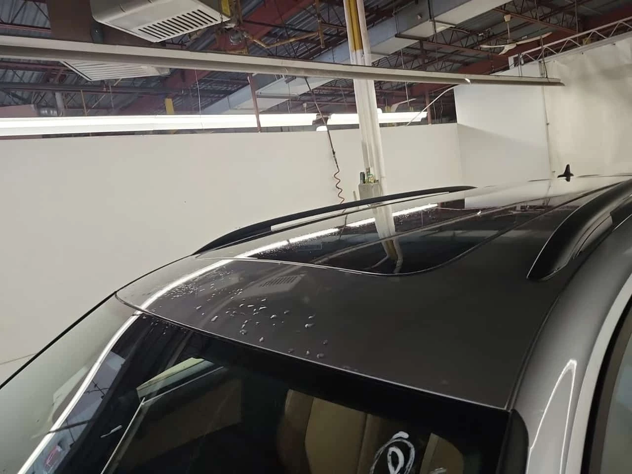 VW Tiguan  COMFORTLINE R LINE BLACK EDITION , снимка 7 - Автомобили и джипове - 54465998
