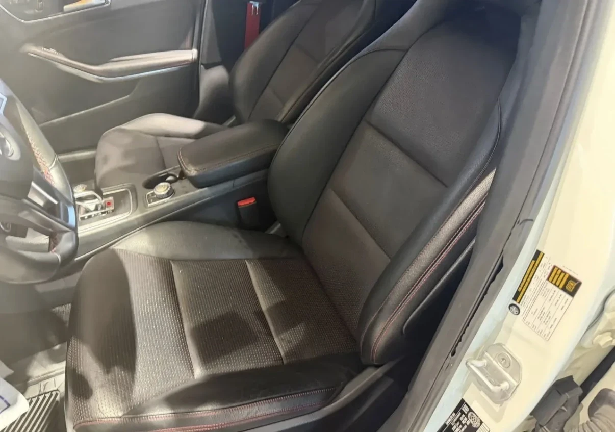 Mercedes-Benz GLA 45 AMG ПОДГРЕВ * ПАНОРАМА * KEYLESS * CARFAX * , снимка 12 - Автомобили и джипове - 54825028