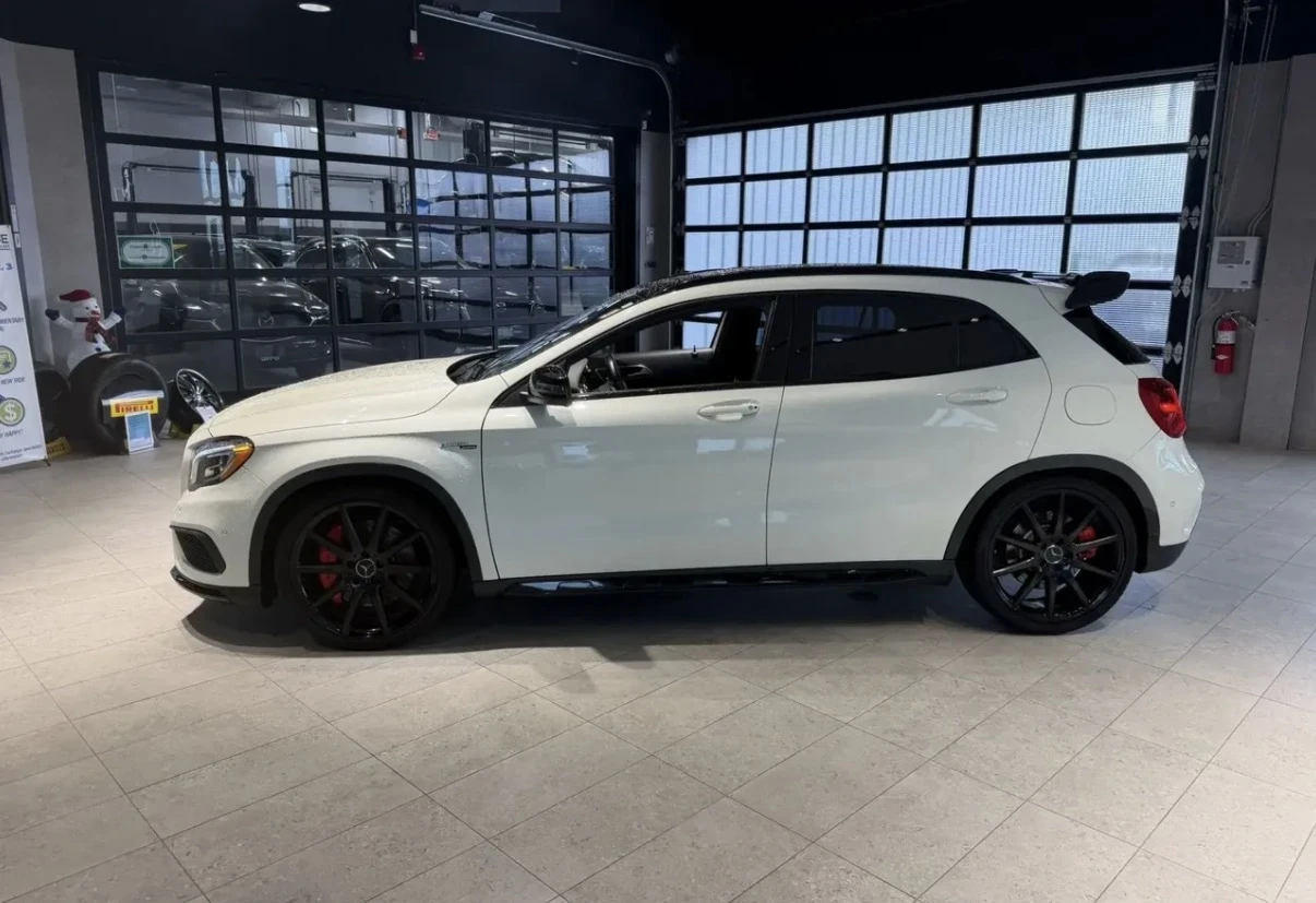 Mercedes-Benz GLA 45 AMG ПОДГРЕВ * ПАНОРАМА * KEYLESS * CARFAX * , снимка 7 - Автомобили и джипове - 54825028