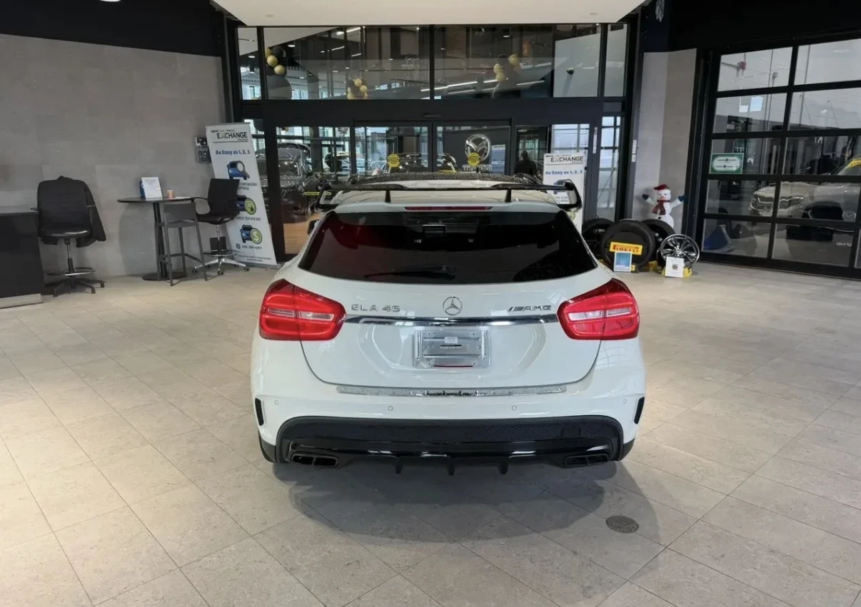 Mercedes-Benz GLA 45 AMG ПОДГРЕВ * ПАНОРАМА * KEYLESS * CARFAX * , снимка 5 - Автомобили и джипове - 54825028