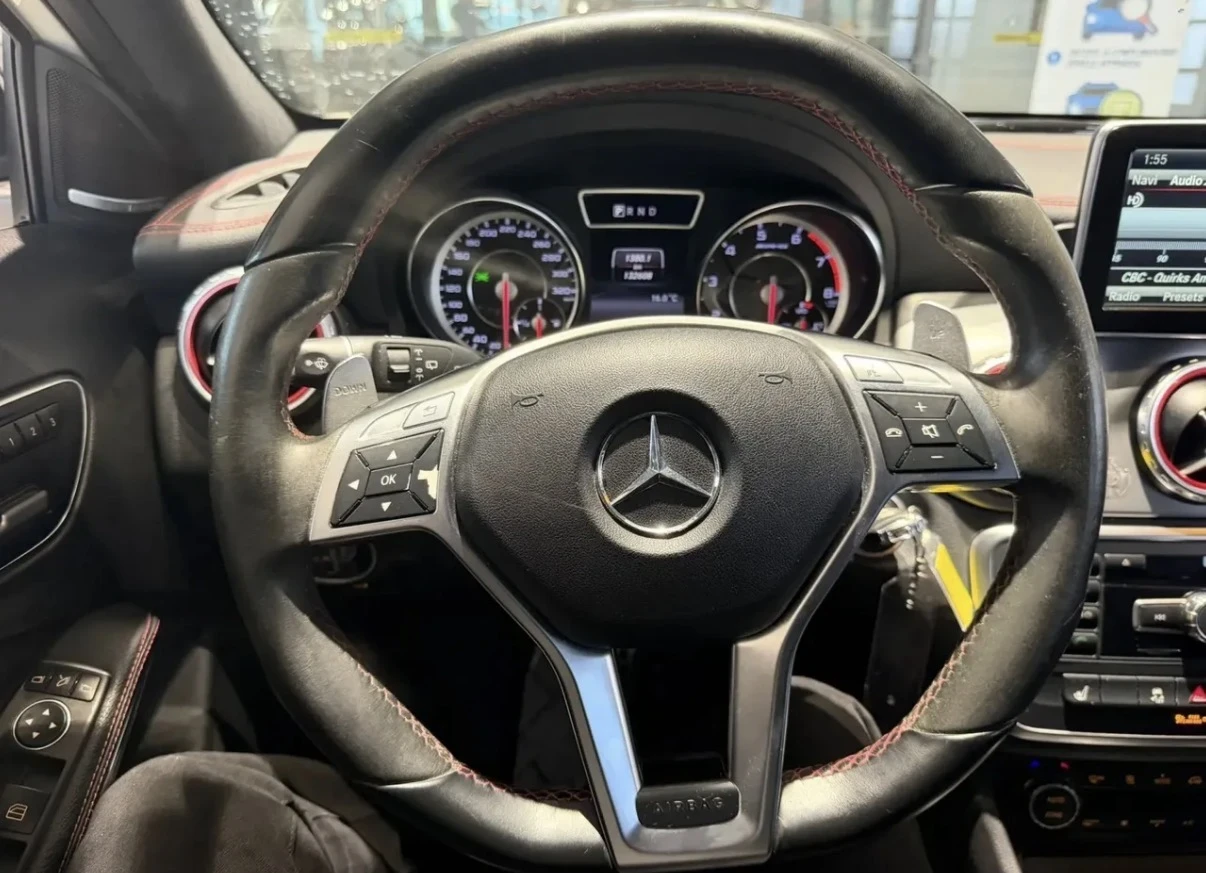 Mercedes-Benz GLA 45 AMG ПОДГРЕВ * ПАНОРАМА * KEYLESS * CARFAX * , снимка 8 - Автомобили и джипове - 54825028