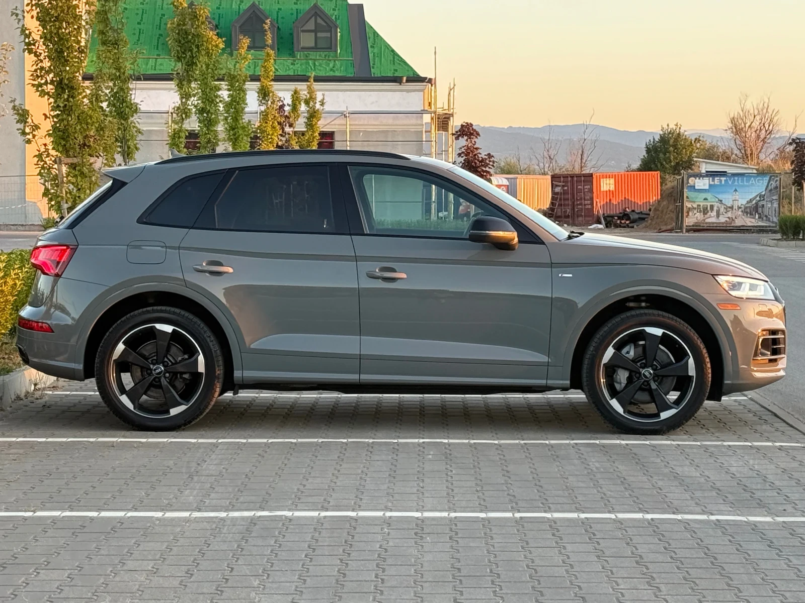 Audi Q5  Nardo Grey S Line Black Optics Bang Olufsen 360* , снимка 4 - Автомобили и джипове - 55964121