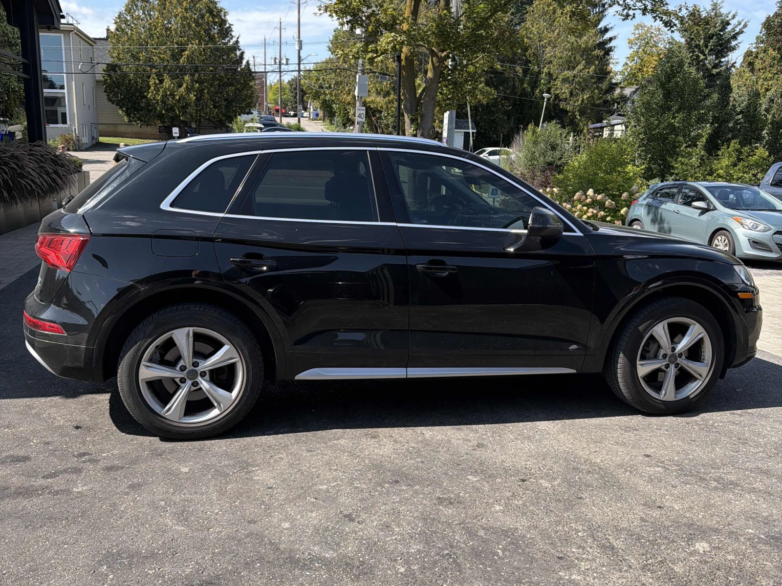 Audi Q5 Progressiv / Carfax / Прогнозна цена до България, снимка 3 - Автомобили и джипове - 56151225