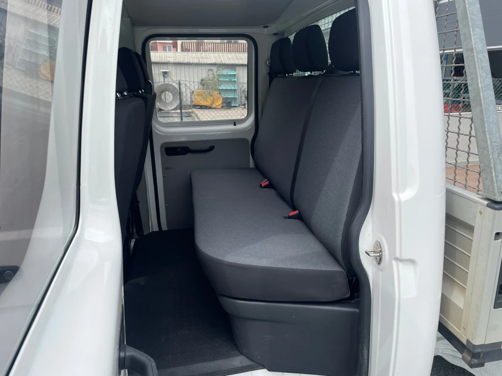 VW Transporter 2.0 TDI 150 к.с.Euro 6 - изображение 9