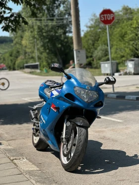 Suzuki Gsxr 600, снимка 4
