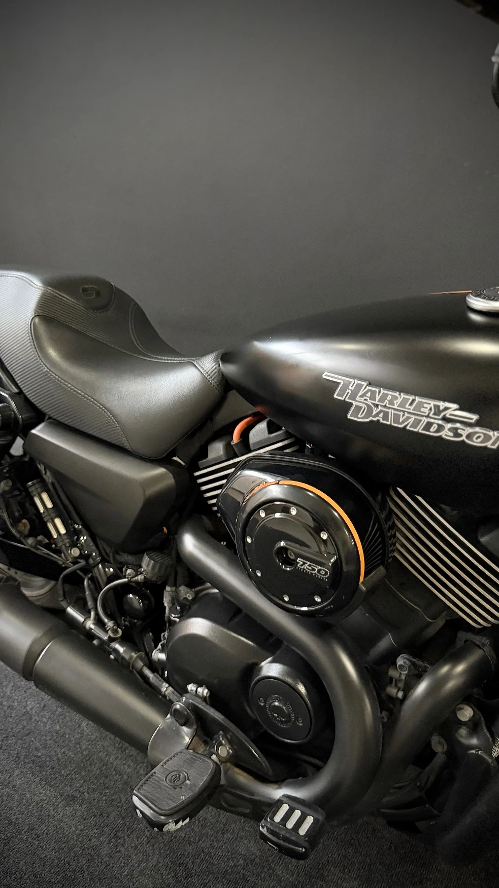 Harley-Davidson Street Rod 750 2018г 17, 800км , снимка 7 - Мотоциклети и мототехника - 54577511