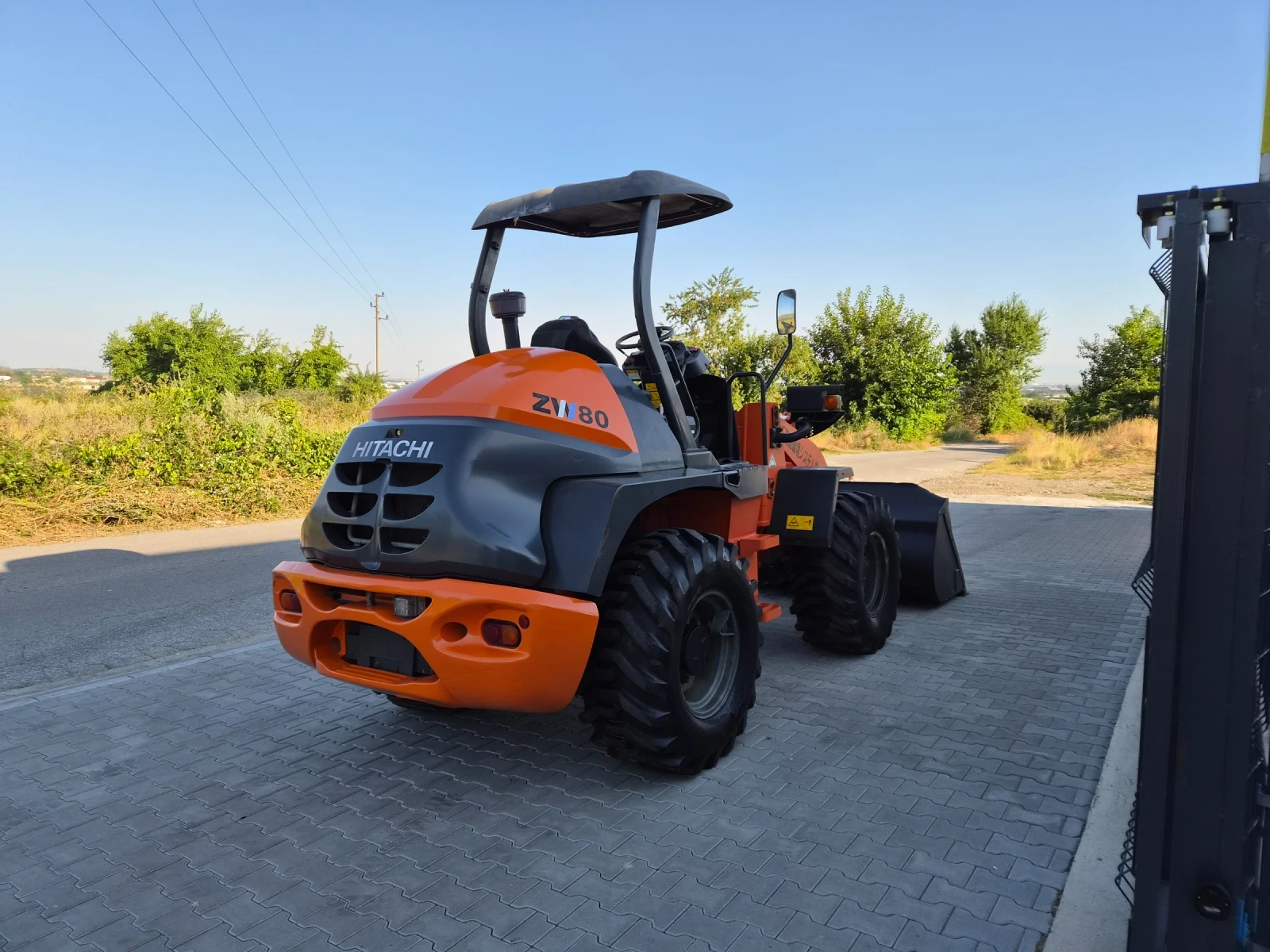 Челен товарач Hitachi ZW80-5B / НАЛИЧЕН !, снимка 5 - Индустриална техника - 55718608