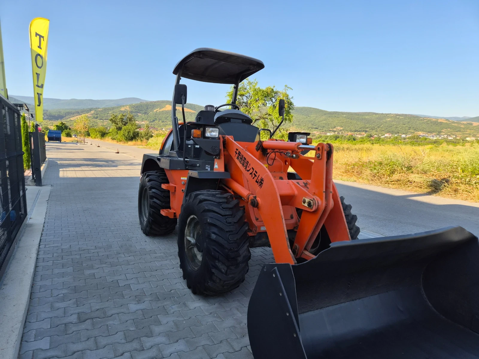 Челен товарач Hitachi ZW80-5B / НАЛИЧЕН !, снимка 6 - Индустриална техника - 55718608