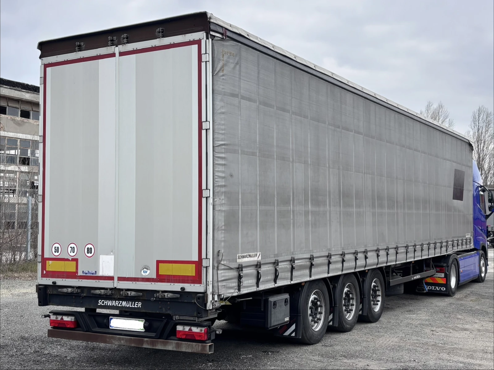 Полуремарке Schwarzmuller БОГЕ!НОВ ВНОС!