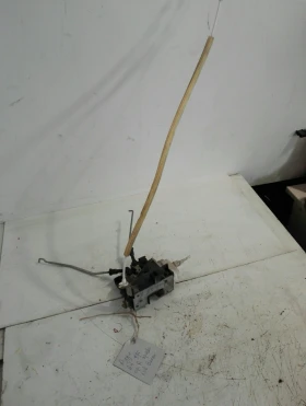 Брава врата предна дясна Ауди А4 седан