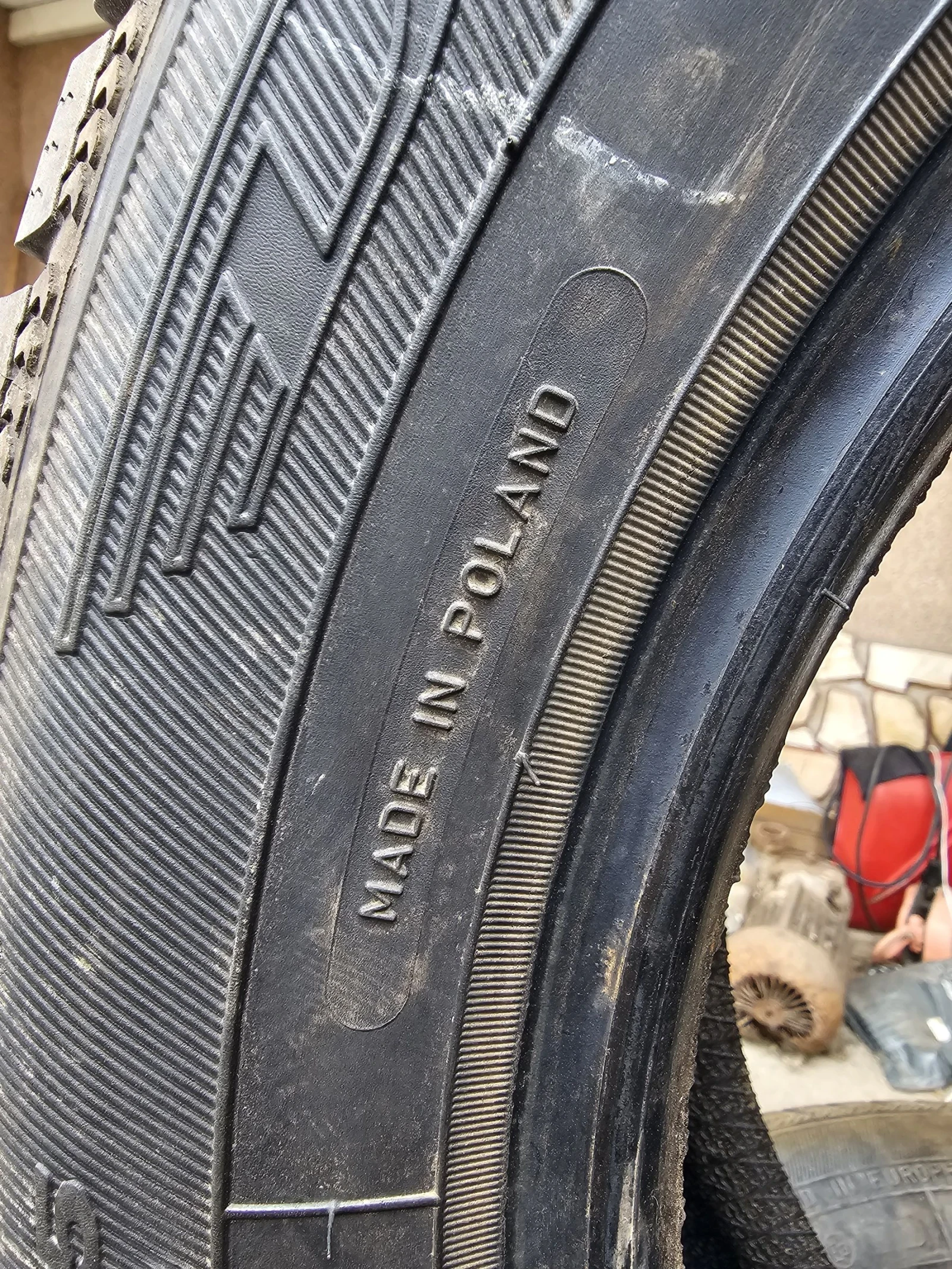 Гуми Зимни 185/65R15, снимка 8 - Гуми и джанти - 54014644