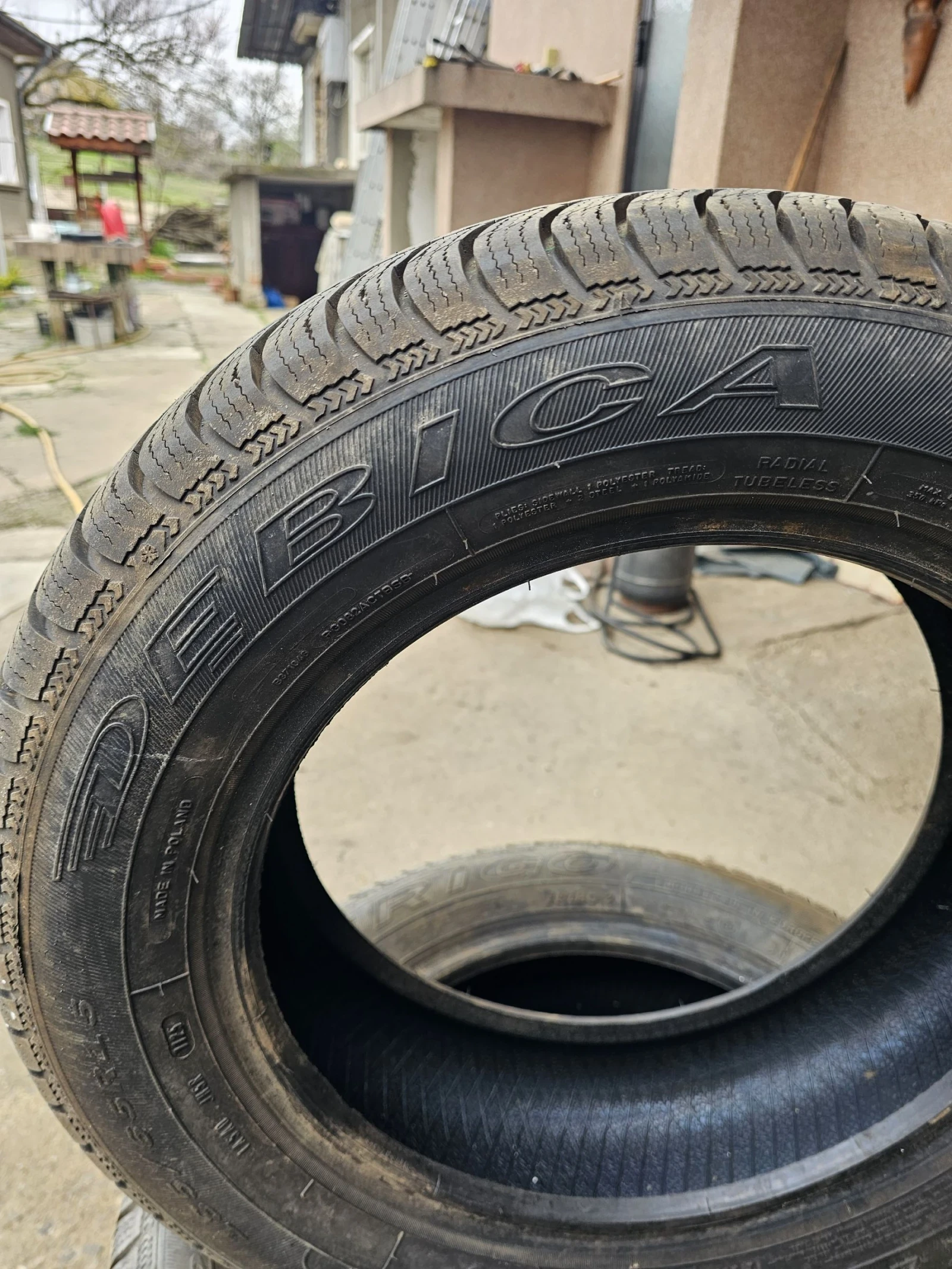 Гуми Зимни 185/65R15, снимка 4 - Гуми и джанти - 54014644