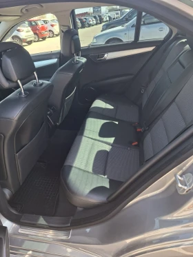 Mercedes-Benz C 220, снимка 9