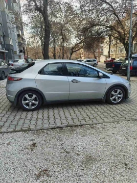 Honda Civic 1.8i-VTEC бензин/газ, снимка 7