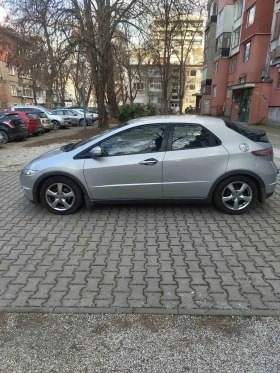 Honda Civic 1.8i-VTEC бензин/газ, снимка 5