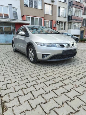 Honda Civic 1.8i-VTEC бензин/газ, снимка 2