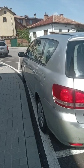 ����� �� �������� �� Toyota Avensis verso