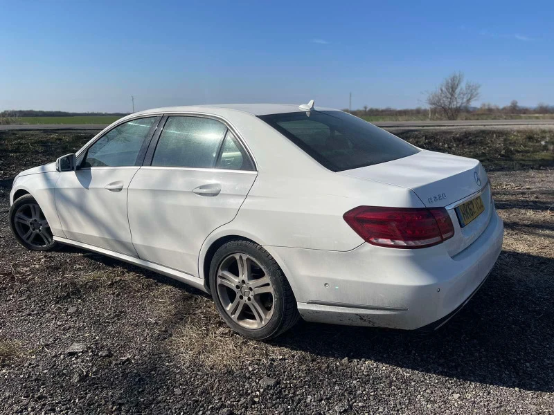 Mercedes-Benz E 250 На части 212, снимка 2 - Автомобили и джипове - 39706601